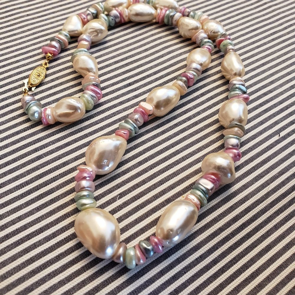 Glamorous baroque pearls with pastel bead necklace